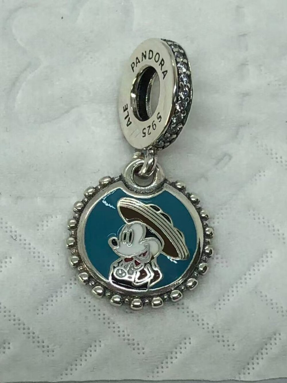 ✨ ✨Pandora Disney Parks Epcot Around The World Mexico Mickey Mouse Charm